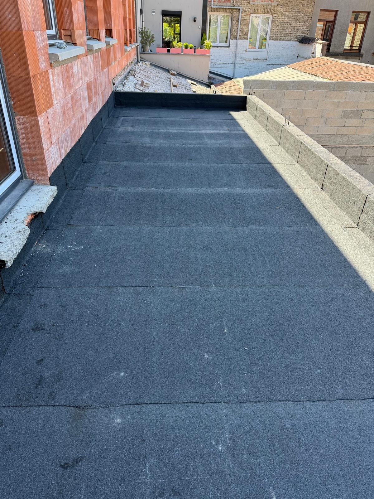 Étanchéité terminée sur une toiture-terrasse